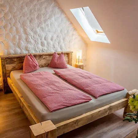 Affittacamere Gazdovsky Dvor S Mini Wellness Bešeňová