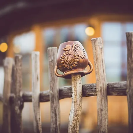 Gazdovsky Dvor S Mini Wellness Bešeňová