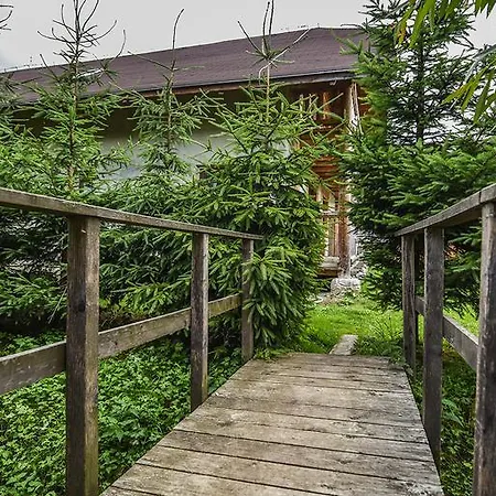 Gazdovsky Dvor S Mini Wellness Bešeňová