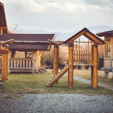 Vendégház Gazdovsky Dvor S Mini Wellness Bešeňová